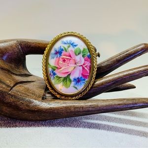 8kt Gold Antique Limoges France Brooch